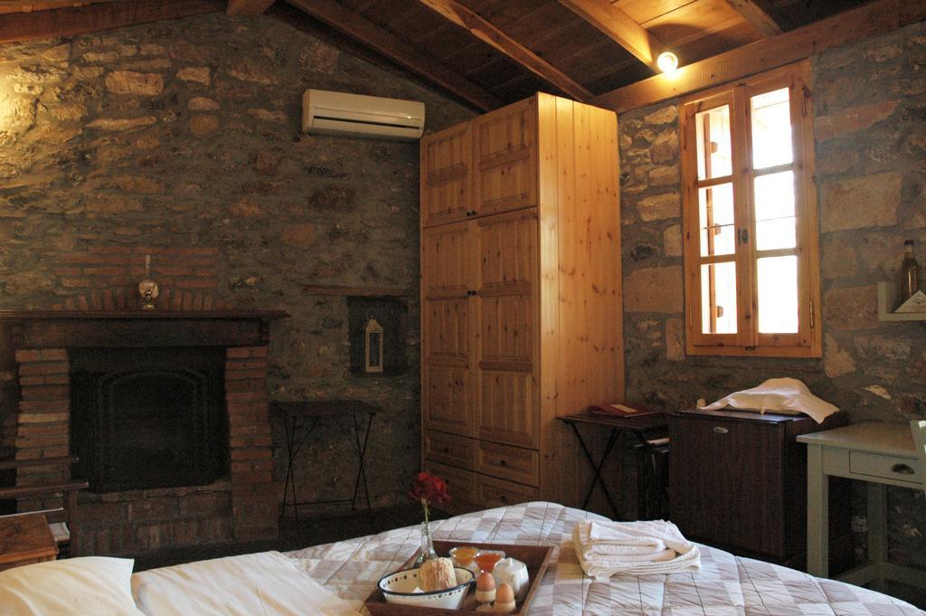 Gera'S Olive Grove - Elaionas Lesvou Hotel Marmaro  Екстериор снимка