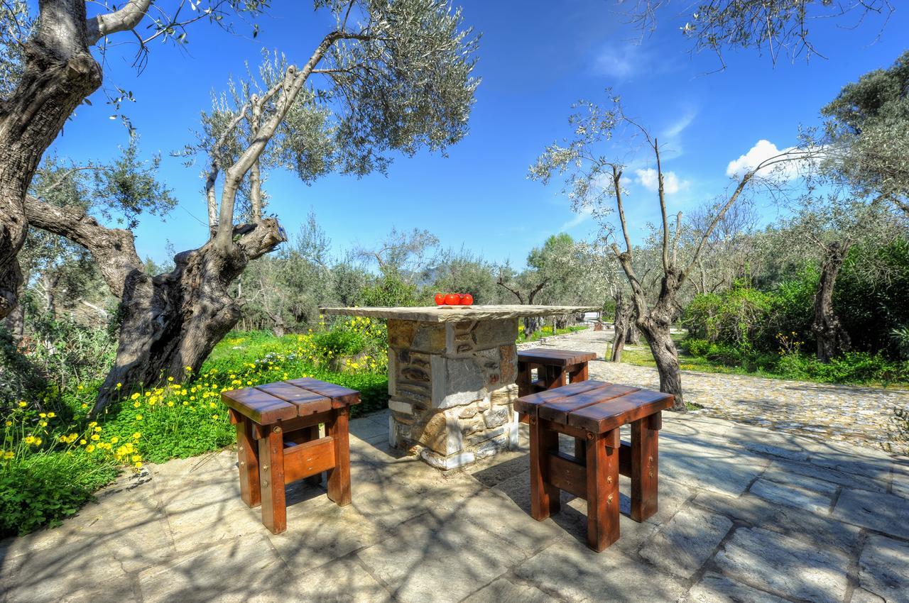 Gera'S Olive Grove - Elaionas Lesvou Hotel Marmaro  Екстериор снимка