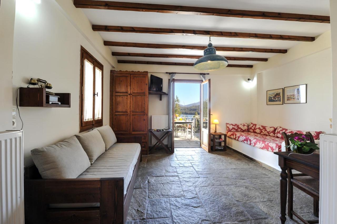 Gera'S Olive Grove - Elaionas Lesvou Hotel Marmaro  Екстериор снимка